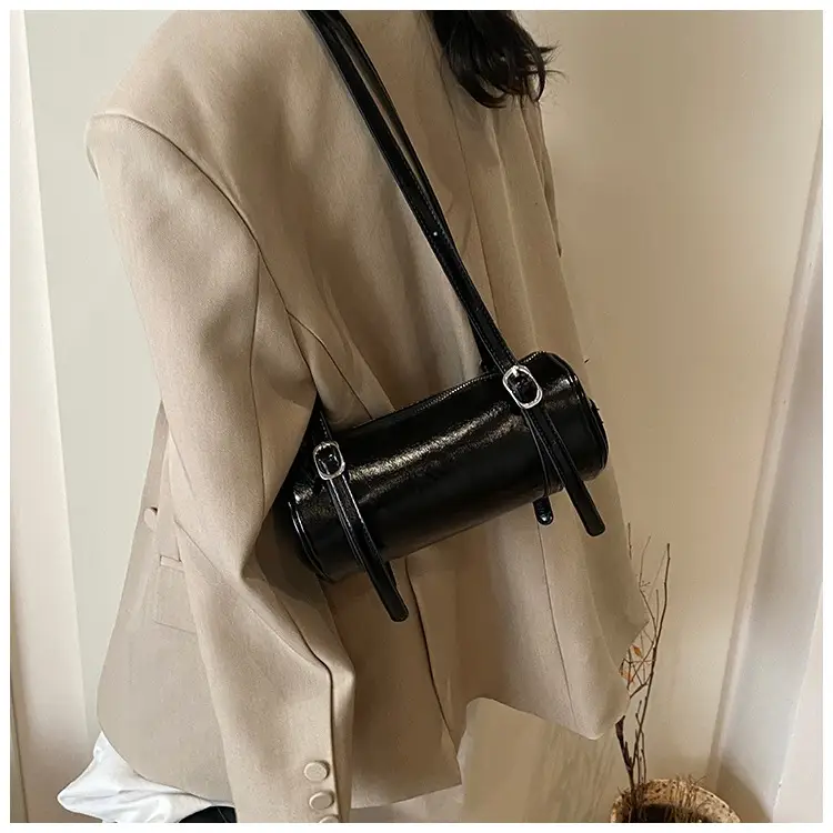 Red Underarm Cylinder Bag for Women 2026 — feature 27