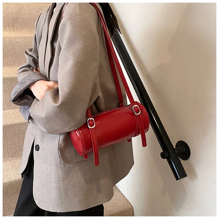 Red Underarm Cylinder Bag for Women 2026 — feature 8