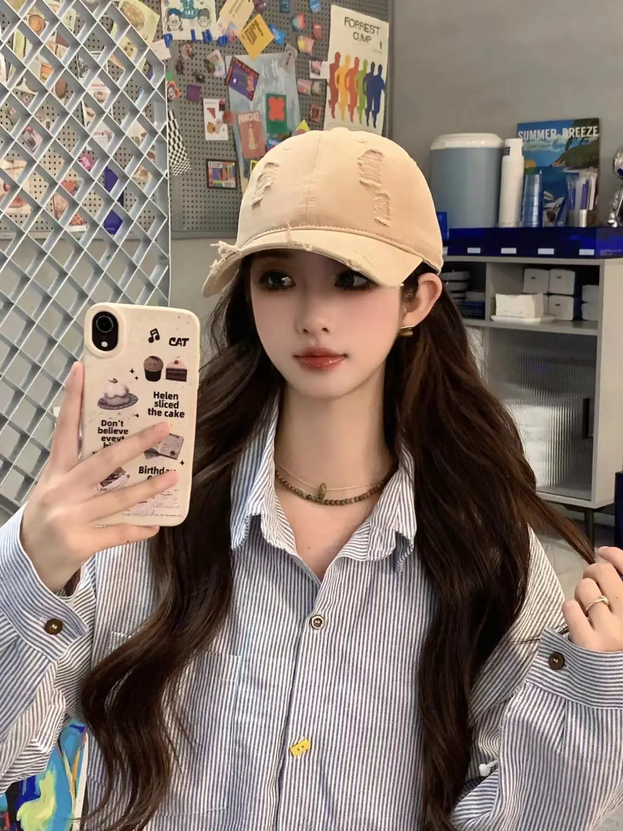 Red Ripped Baseball Cap with Embroidered Logo — feature 1