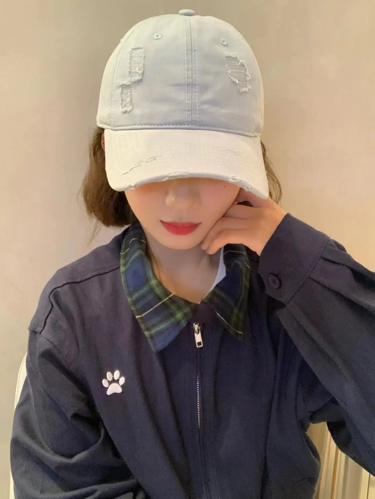 Red Ripped Baseball Cap with Embroidered Logo — feature 15