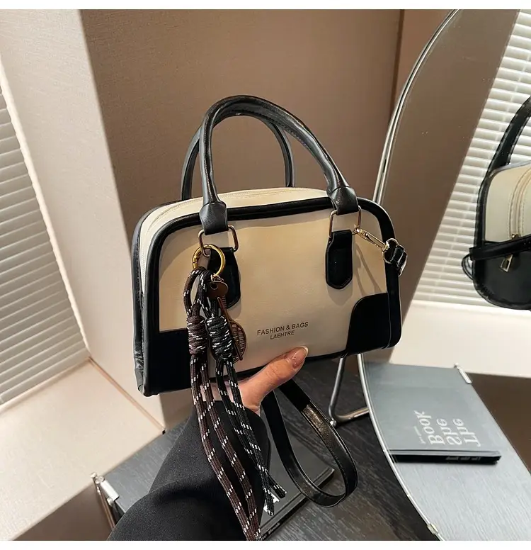 Vintage Women's Shoulder Crossbody Bag Brown Cream 2025 — feature 19