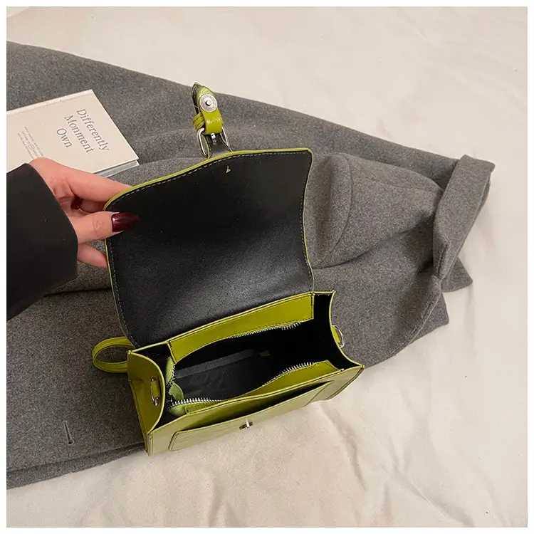 Green Leather Shoulder Bag for Women 2026 — feature 19