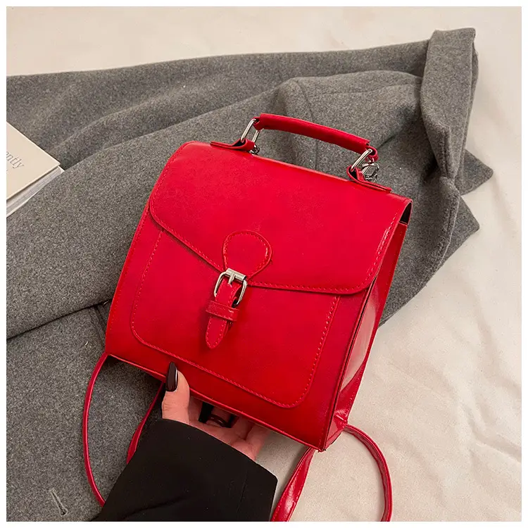 Green Leather Shoulder Bag for Women 2026 — feature 29