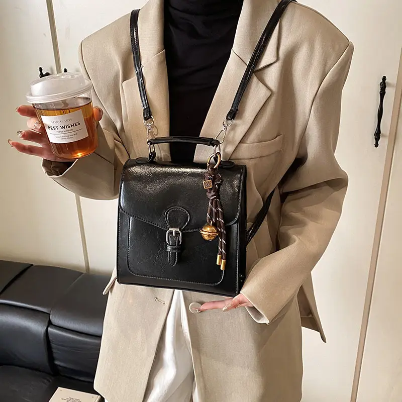 Green Leather Shoulder Bag for Women 2026 - Image 9