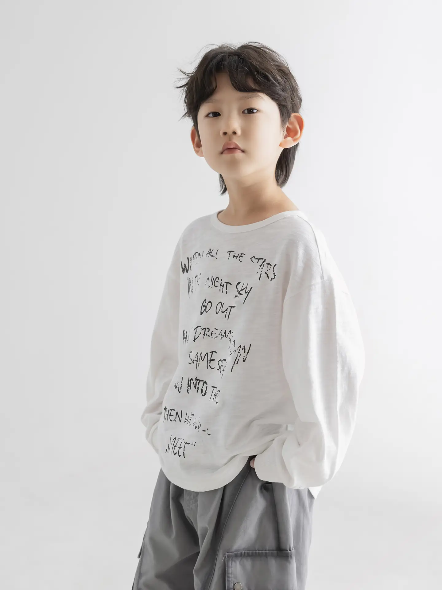 Boys Printed Long Sleeve T-Shirt Grey Pants Set Spring 2026 — feature 5