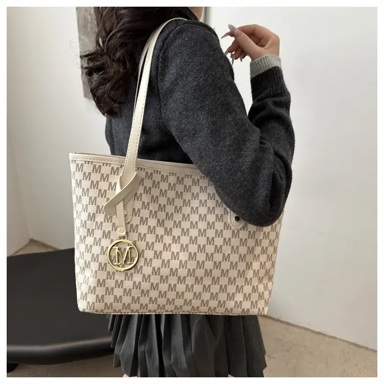 Pink Printed Korean Style Shoulder Bag for Women — feature 11
