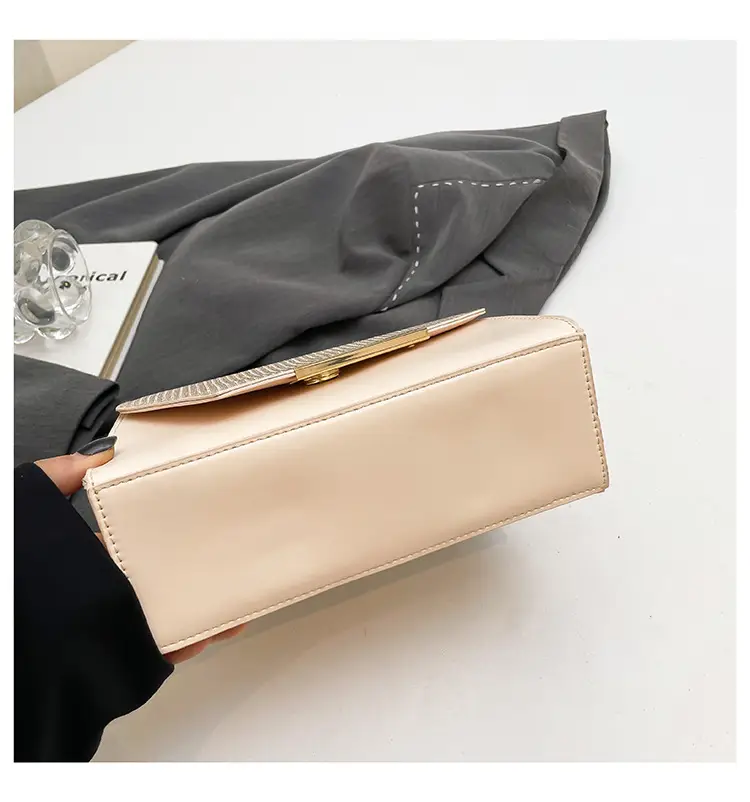 2026 Trendy Black Textured Shoulder Crossbody Bag — feature 10
