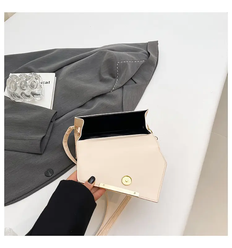 2026 Trendy Black Textured Shoulder Crossbody Bag — feature 25