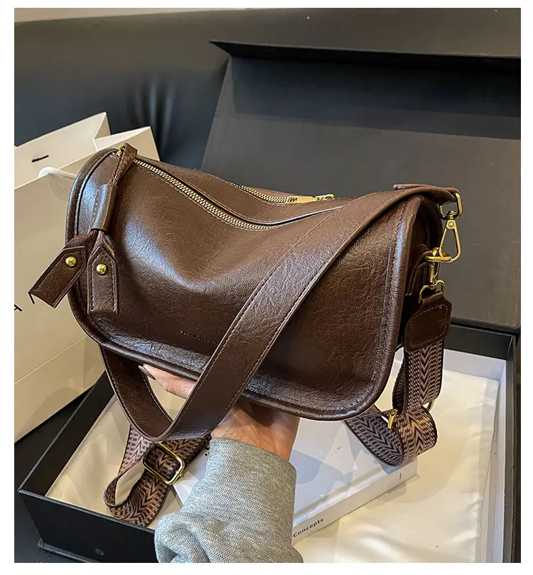 2026 Retro Boston Bag Brown Leather Square Shoulder Crossbody — feature 1