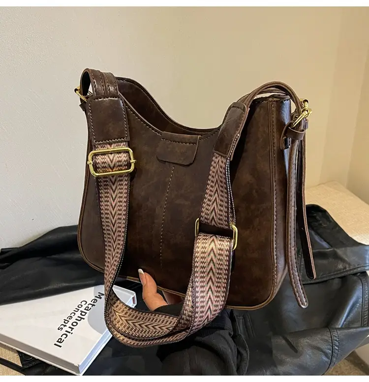 Women Crossbody Bag Brown Leather Textured 2026 Fashion — feature 6