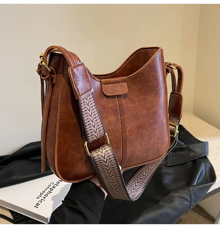 Women Crossbody Bag Brown Leather Textured 2026 Fashion — feature 7