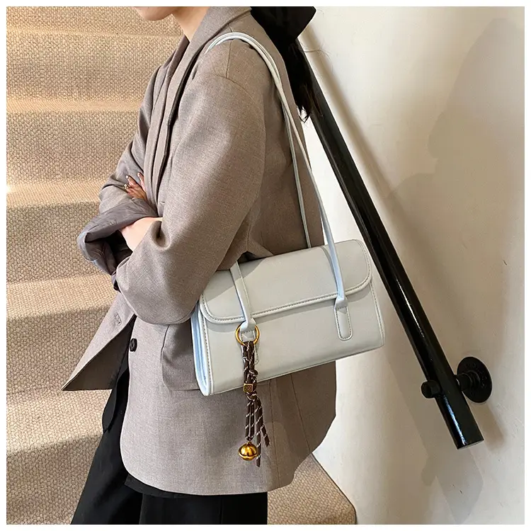 Women's Light Pink Shoulder Crossbody Bag with Gold Chain — feature 19