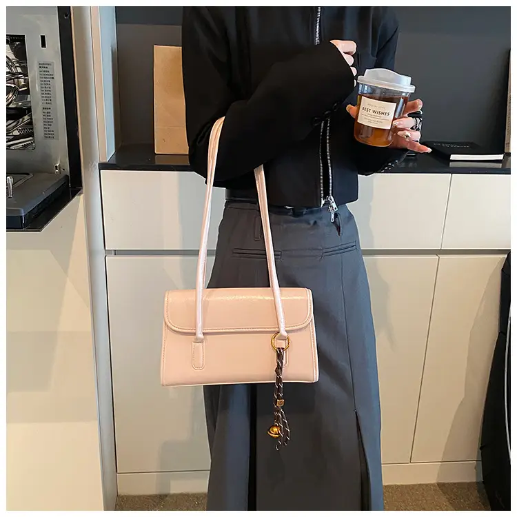 Women's Light Pink Shoulder Crossbody Bag with Gold Chain — feature 33