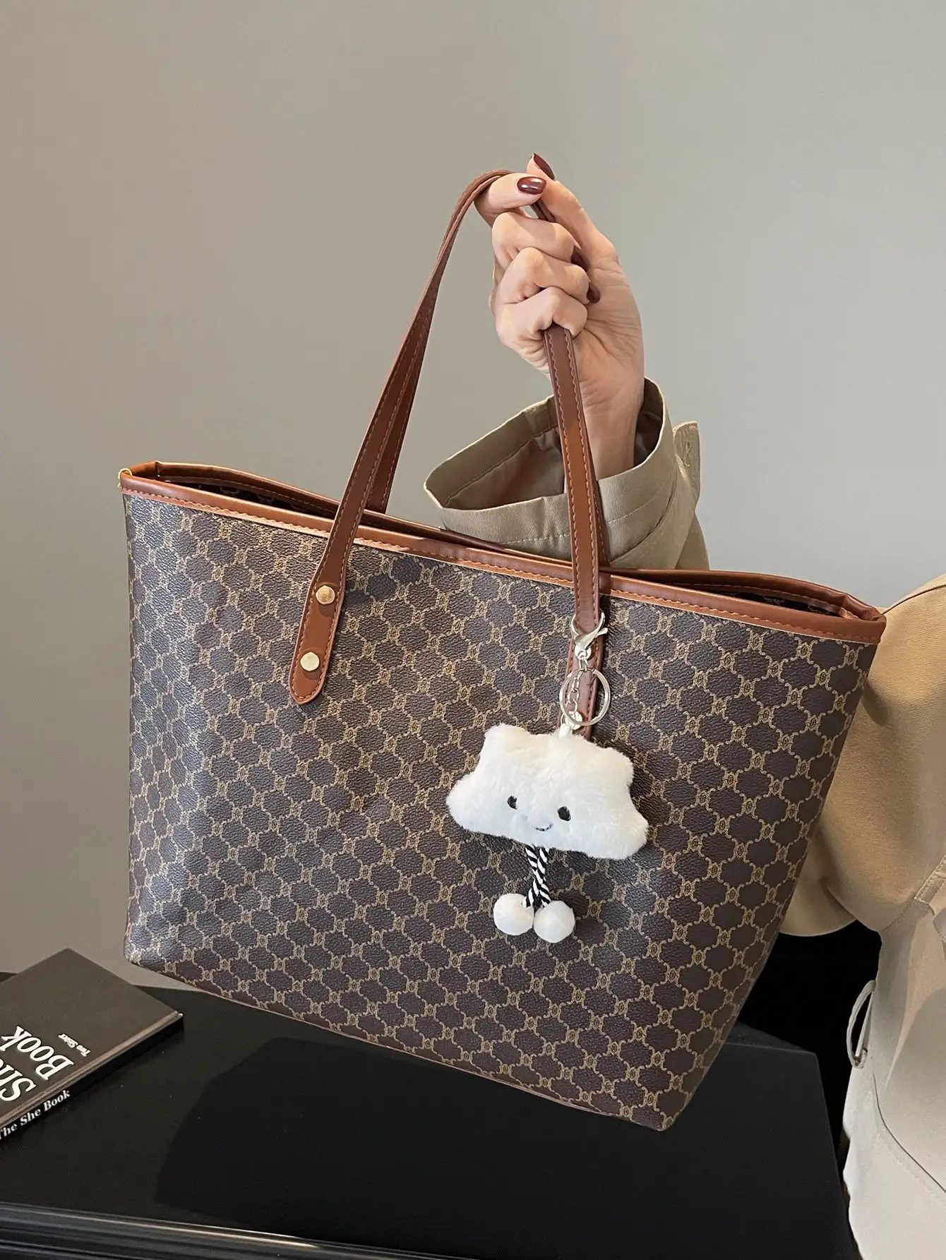 Women Large Capacity Tote Bag 2025 New Arrival