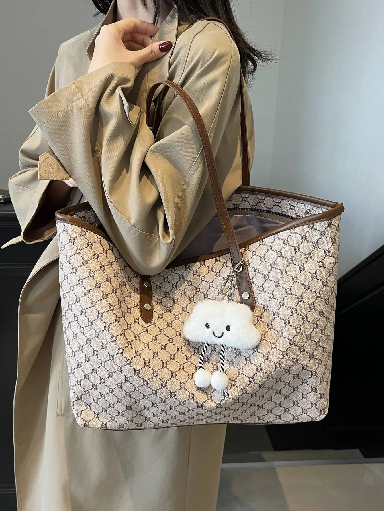 Women Large Capacity Tote Bag 2025 New Arrival