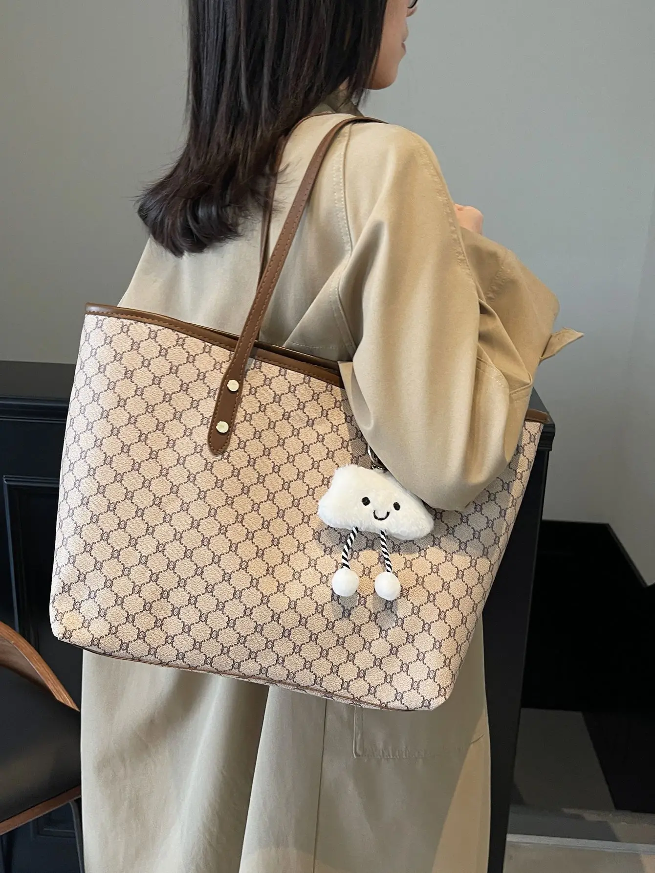 Women Large Capacity Tote Bag 2025 New Arrival