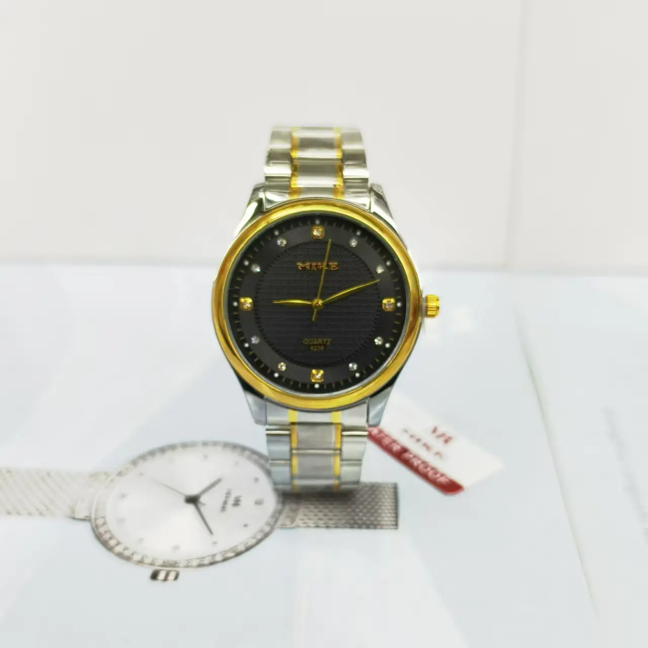 Couple Quartz Watches Gold Silver Strap Waterproof - Image 6