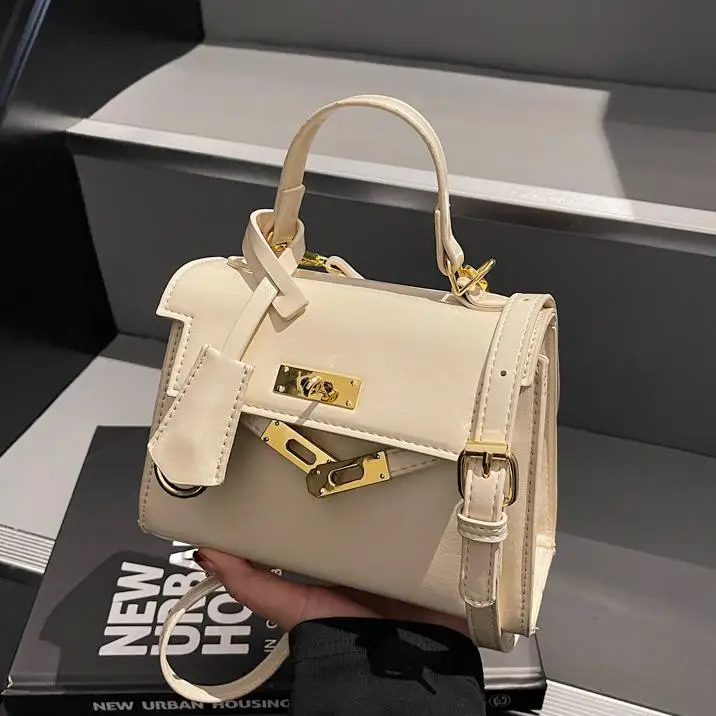 Black Vintage Kelly Handbag Women 2025 - Image 7
