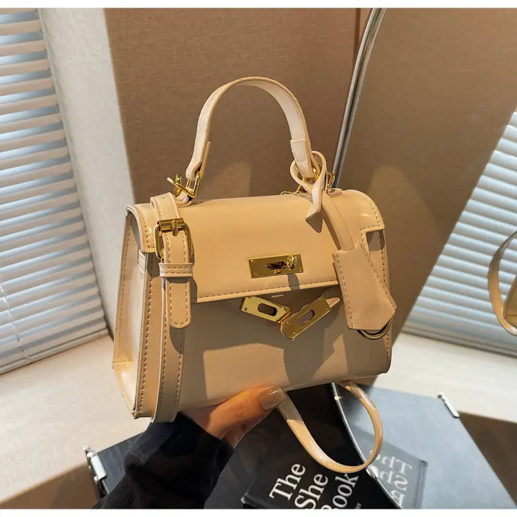 Black Vintage Kelly Handbag Women 2025 — feature 17