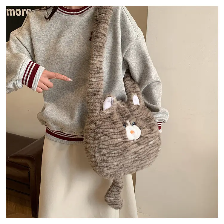 Cute Plush Cat Messenger Bag 2025 New Women's Instagram Style Girl's Soft Cute Furry Large Capacity Shoulder Bag — feature 10