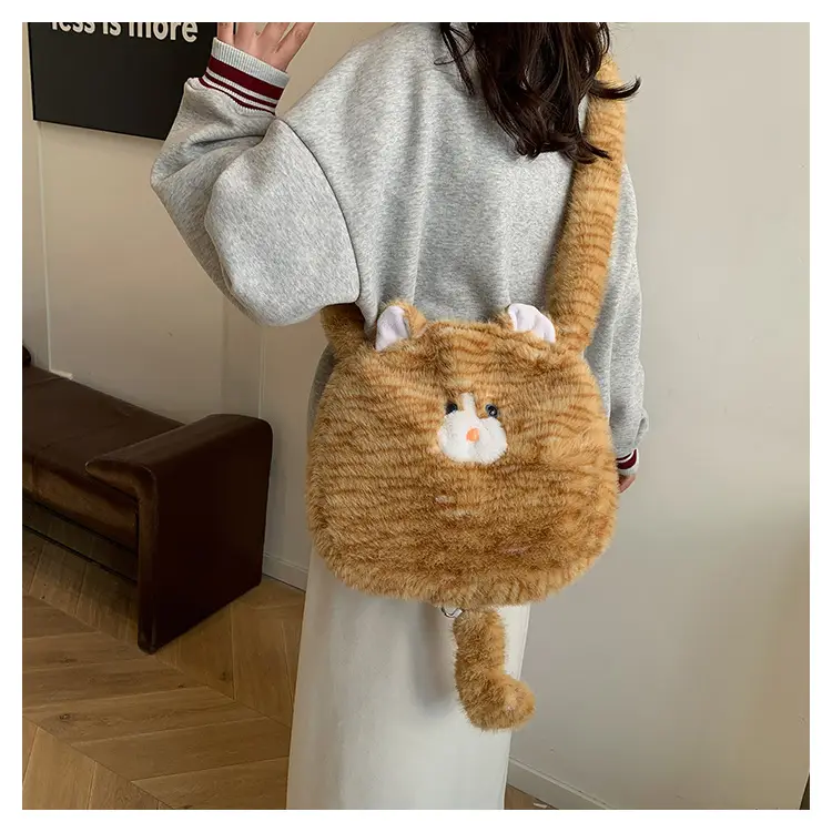 Cute Plush Cat Messenger Bag 2025 New Women's Instagram Style Girl's Soft Cute Furry Large Capacity Shoulder Bag — feature 17