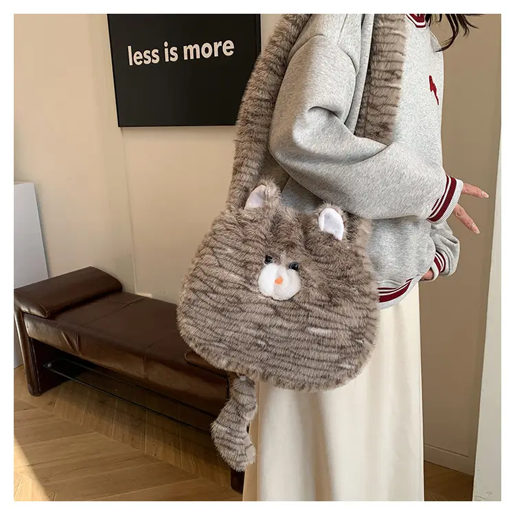 Cute Plush Cat Messenger Bag 2025 New Women's Instagram Style Girl's Soft Cute Furry Large Capacity Shoulder Bag — feature 9