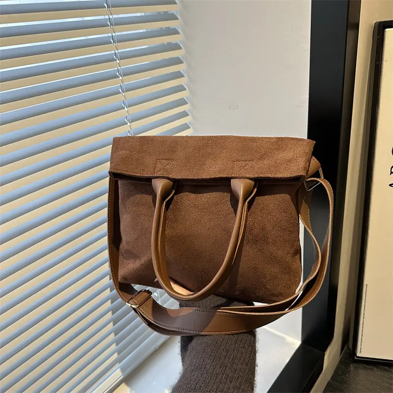 Women's Large Capacity Tan Shoulder Tote Bag 2024 - Image 12
