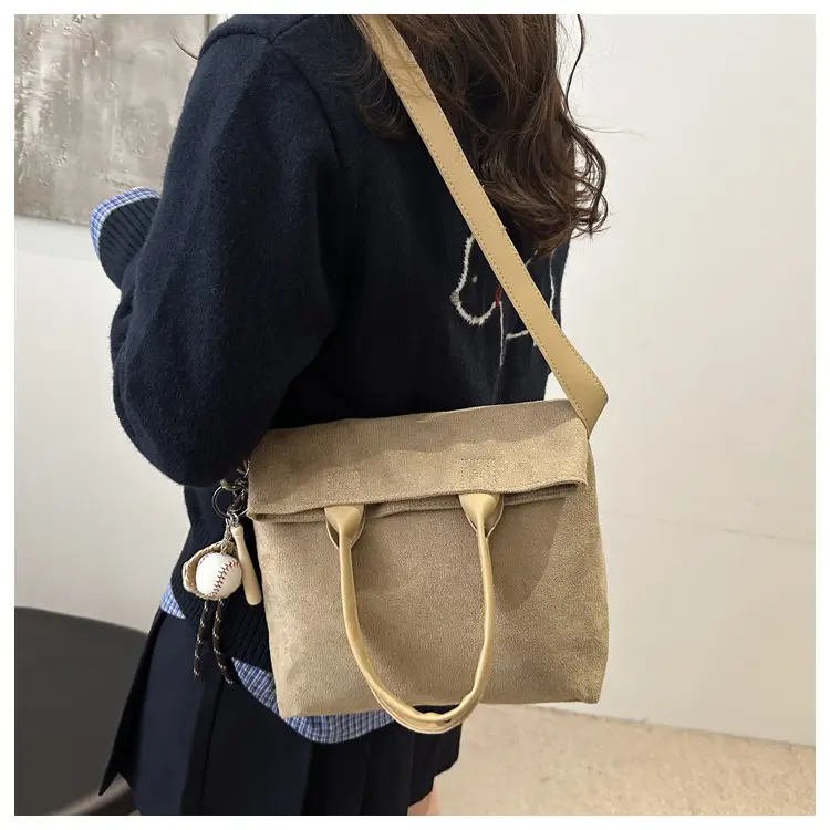 Women's Large Capacity Tan Shoulder Tote Bag 2024 — feature 12