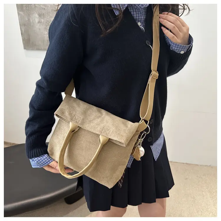 Women's Large Capacity Tan Shoulder Tote Bag 2024 — feature 13