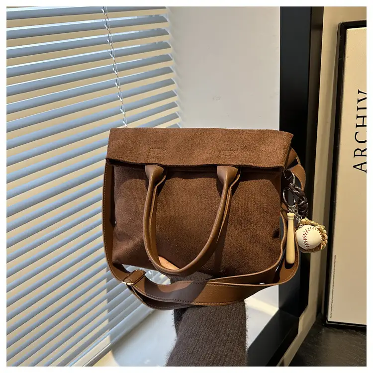 Women's Large Capacity Tan Shoulder Tote Bag 2024 — feature 20