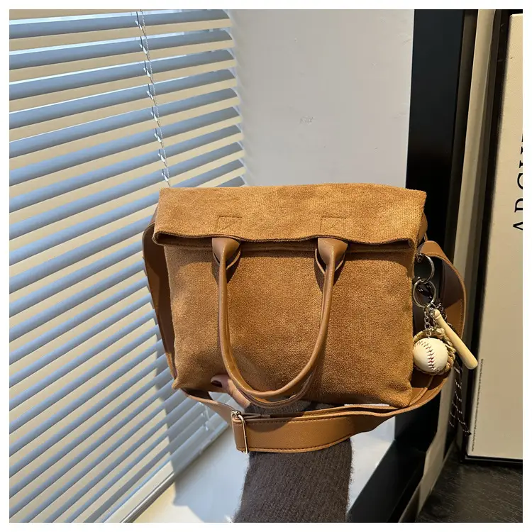 Women's Large Capacity Tan Shoulder Tote Bag 2024 — feature 21