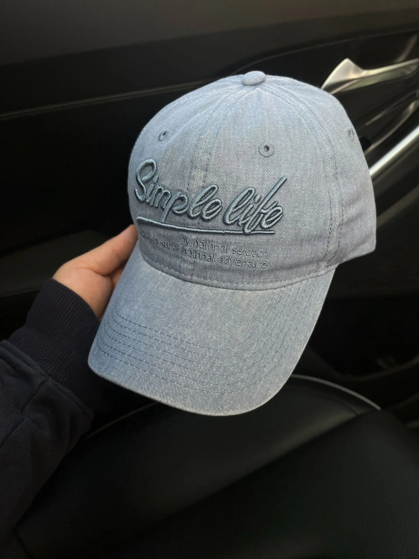 2025 Korean Style Grey Baseball Cap with Embroidered Logo