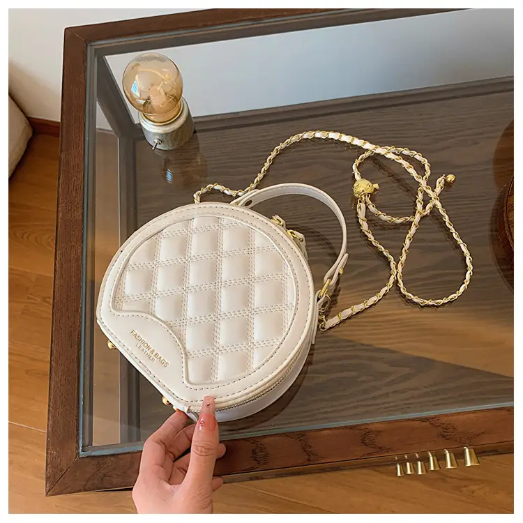 2026 Spring Crossbody Bag Black White Textured Round Handheld — feature 6