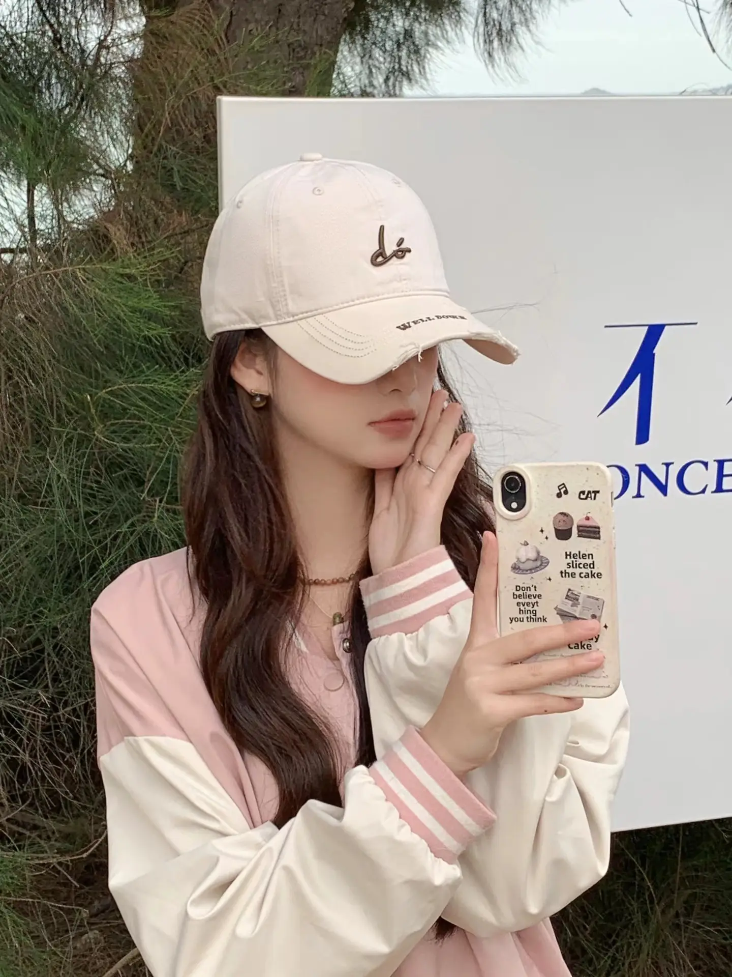 White Embroidered Letter Baseball Cap for Women — feature 1