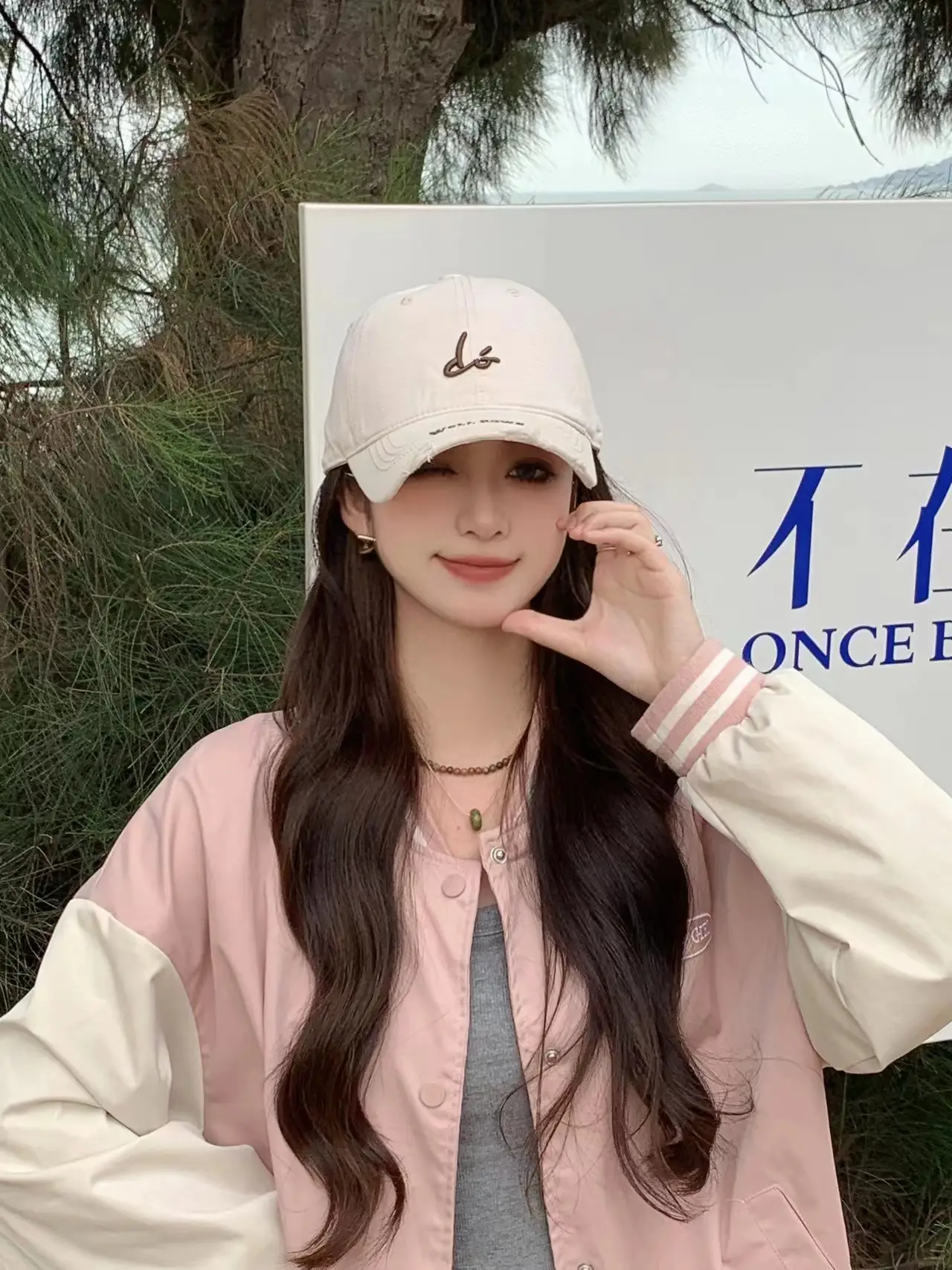 White Embroidered Letter Baseball Cap for Women — feature 3
