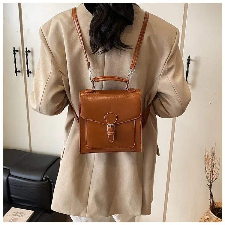 Black Leather Shoulder Crossbody Bag for Women 2025 — feature 17