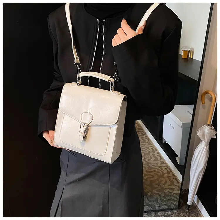 Black Leather Shoulder Crossbody Bag for Women 2025 — feature 7