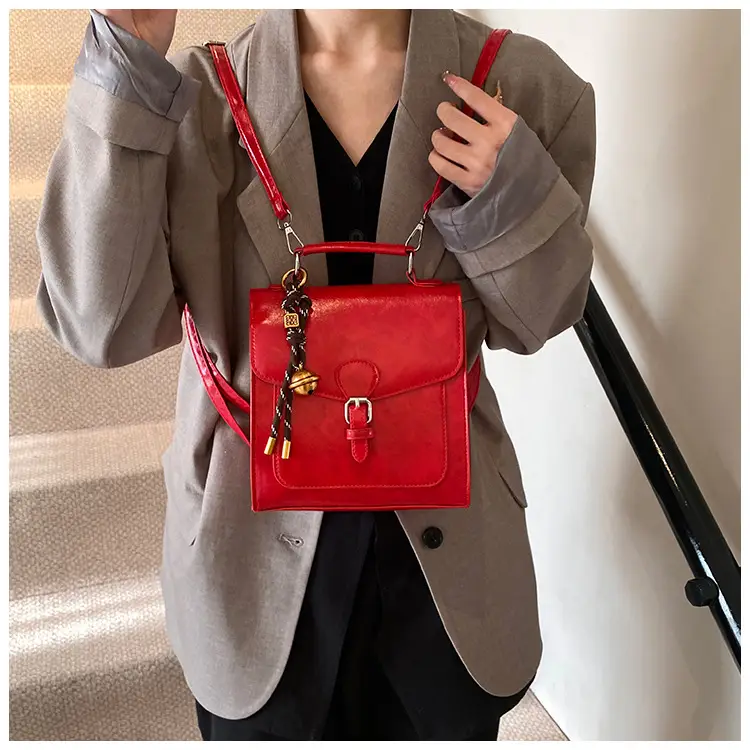 Black Leather Shoulder Crossbody Bag for Women 2025 — feature 9
