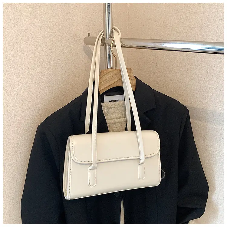 Women's One Shoulder Bag with Chain Strap Beige Large Capacity — feature 18