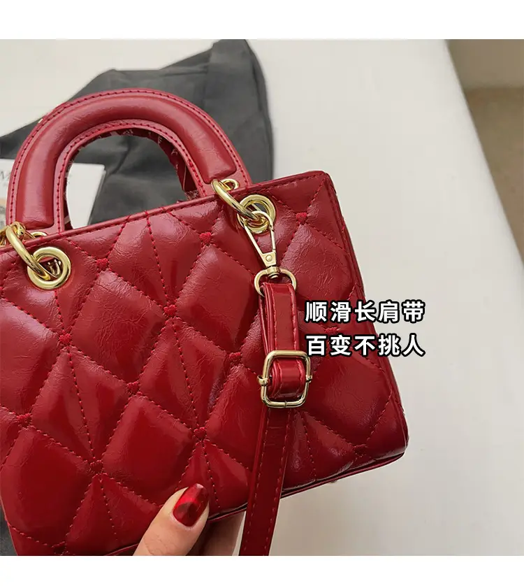 Pink Quilted Crossbody Handbag for Women 2026 — feature 3