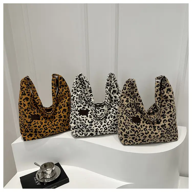 Leopard Tote Bag Large Capacity Underarm Shoulder Bag — feature 25