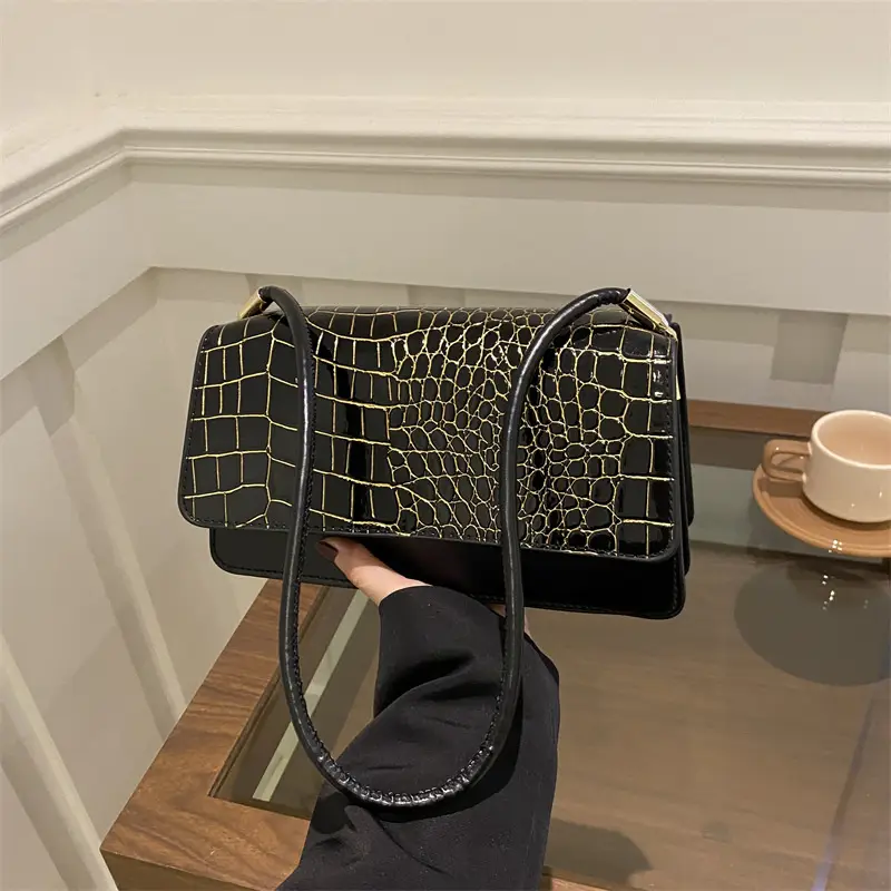 Elegant Croc Leather Handbag Set of 5 Colors - Image 9