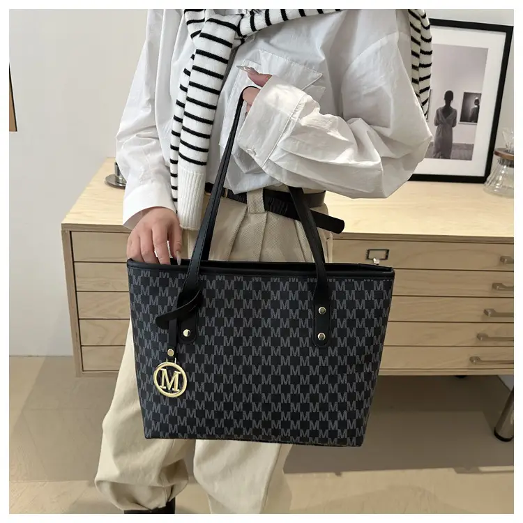 Women's 2025 Spring Fashion Shoulder Bags Large Capacity — feature 19