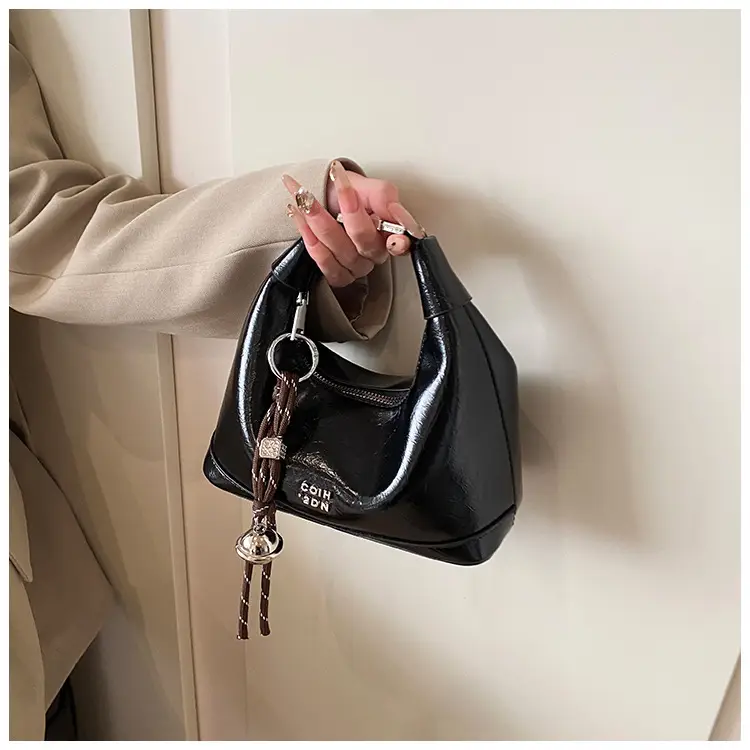 Black Retro Handbag Women's 2025 New — feature 21