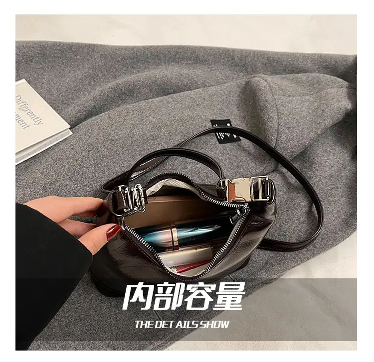 Black Retro Handbag Women's 2025 New — feature 4