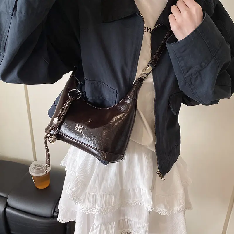 Black Retro Handbag Women's 2025 New - Image 5