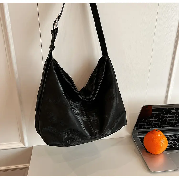 Women's Black Velvet Crossbody Bag Large Capacity — feature 34