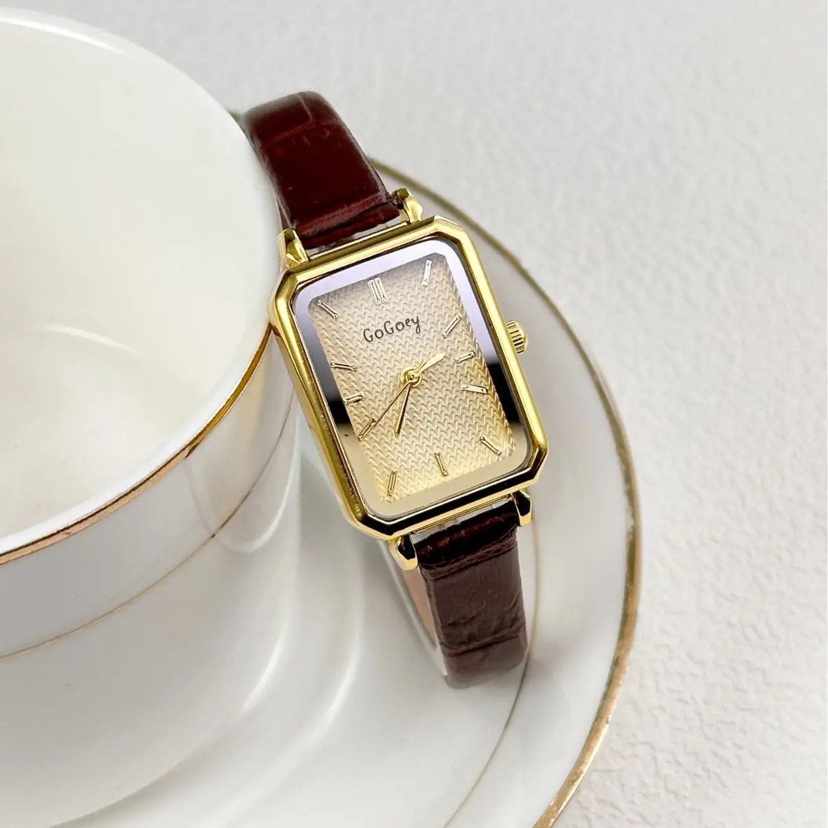 Women's Square Dial Watch with Red Leather Band - Image 7