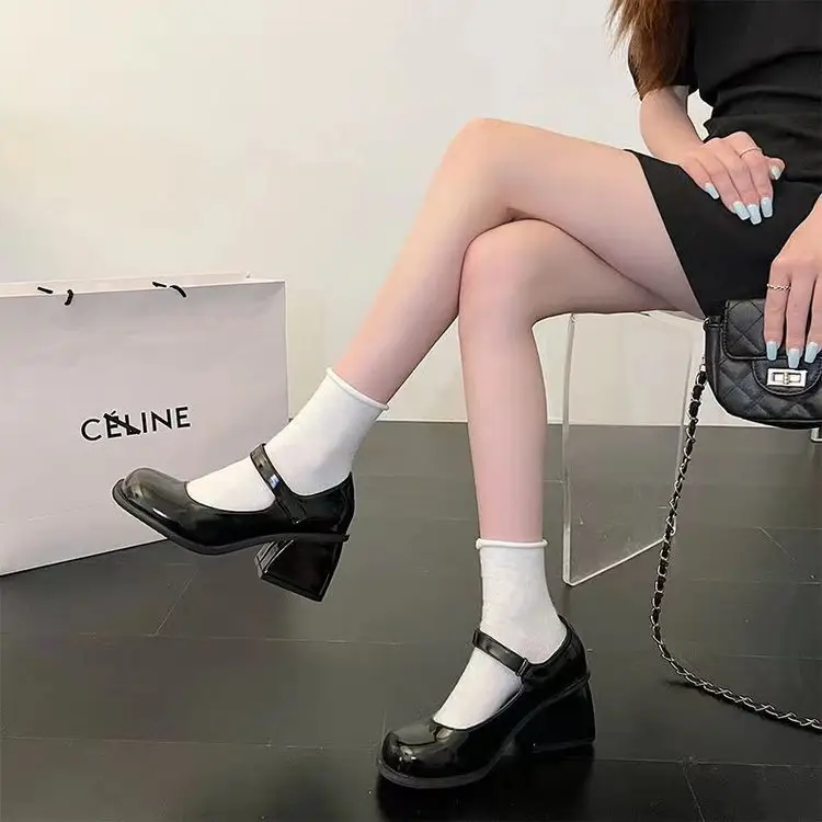 French Style Mary Jane High Heels Women's 2025 New Elegant Fairy Style Thick Black Single-layer Shoes Small Leather Shoes Velcro — feature 5