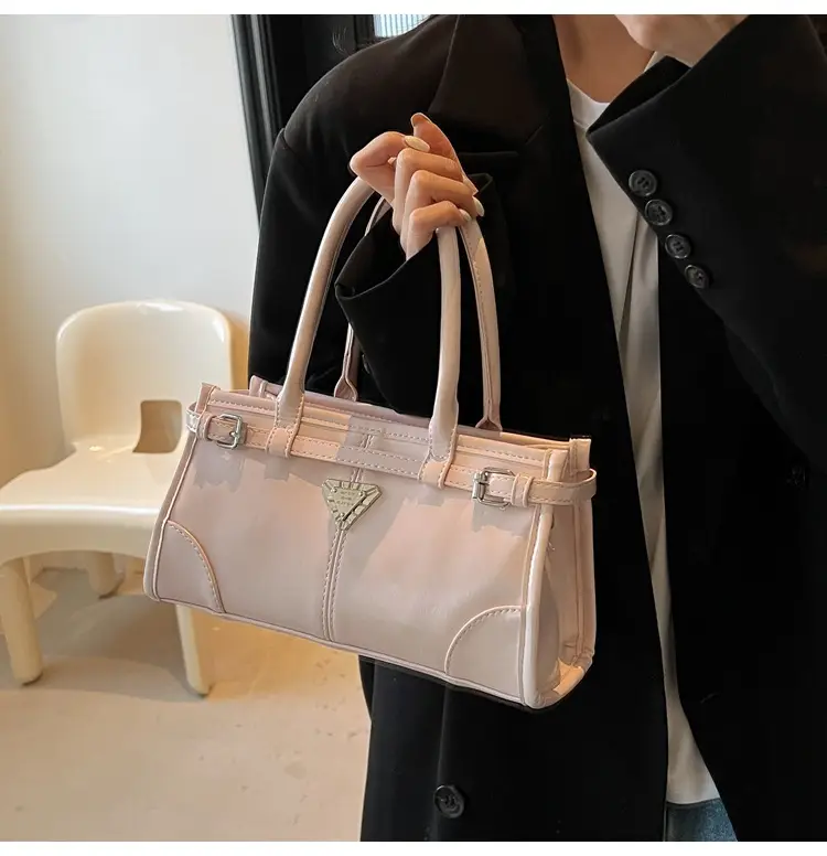 Red Crossbody Shoulder Bag for Women 2026 — feature 19